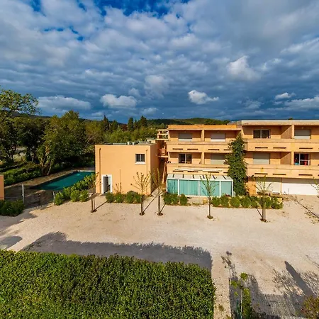 Noemys Les De La Apartahotel
