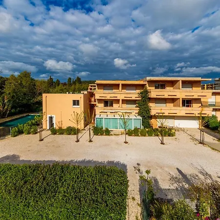 Apartahotel Noemys Les De La Bormes-les-Mimosas
